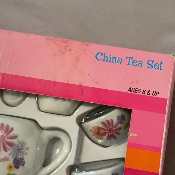 Barbie China Tea Set - Picture 2 of 10